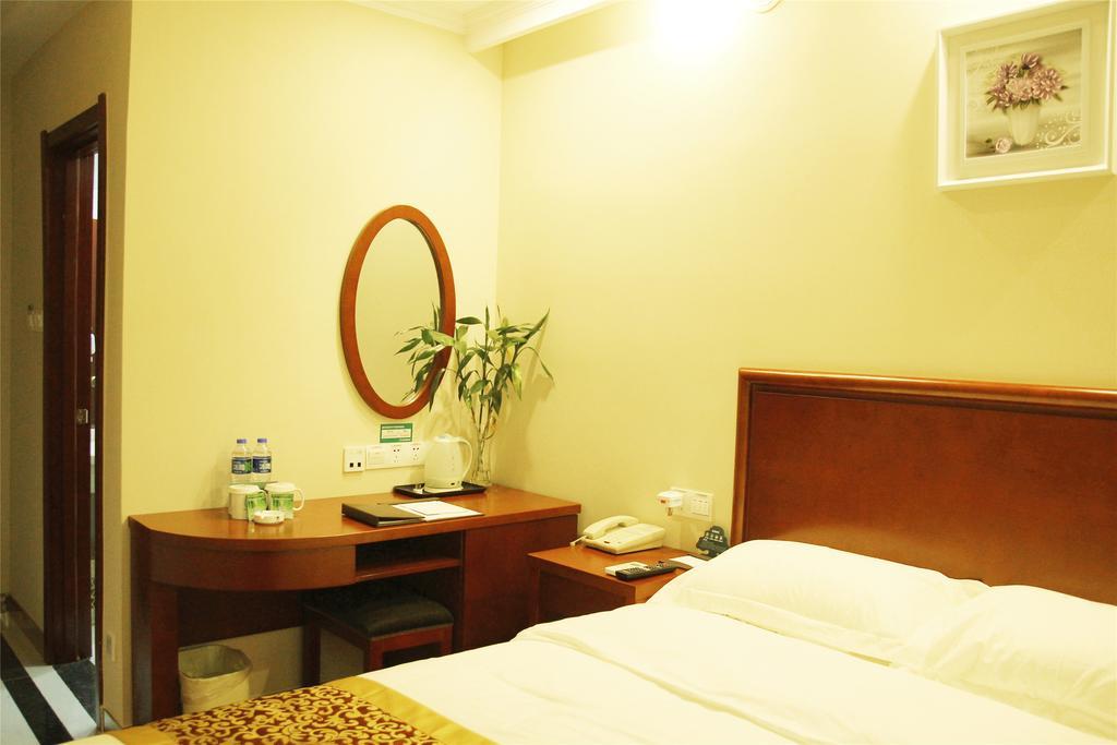 Greentree Inn Chongqing Yuzhou Road Hotel Εξωτερικό φωτογραφία